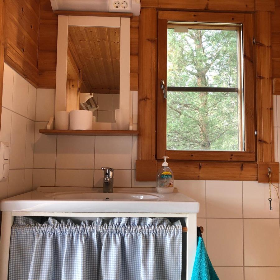 Himalayan Cabin Inkoo Εξωτερικό φωτογραφία